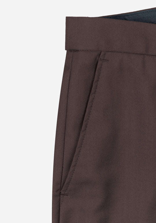 Noir Brown Suit