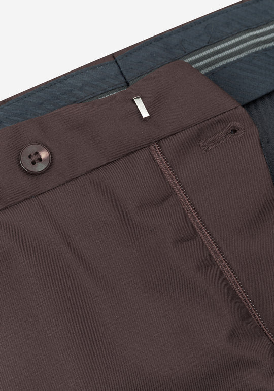Noir Brown Suit